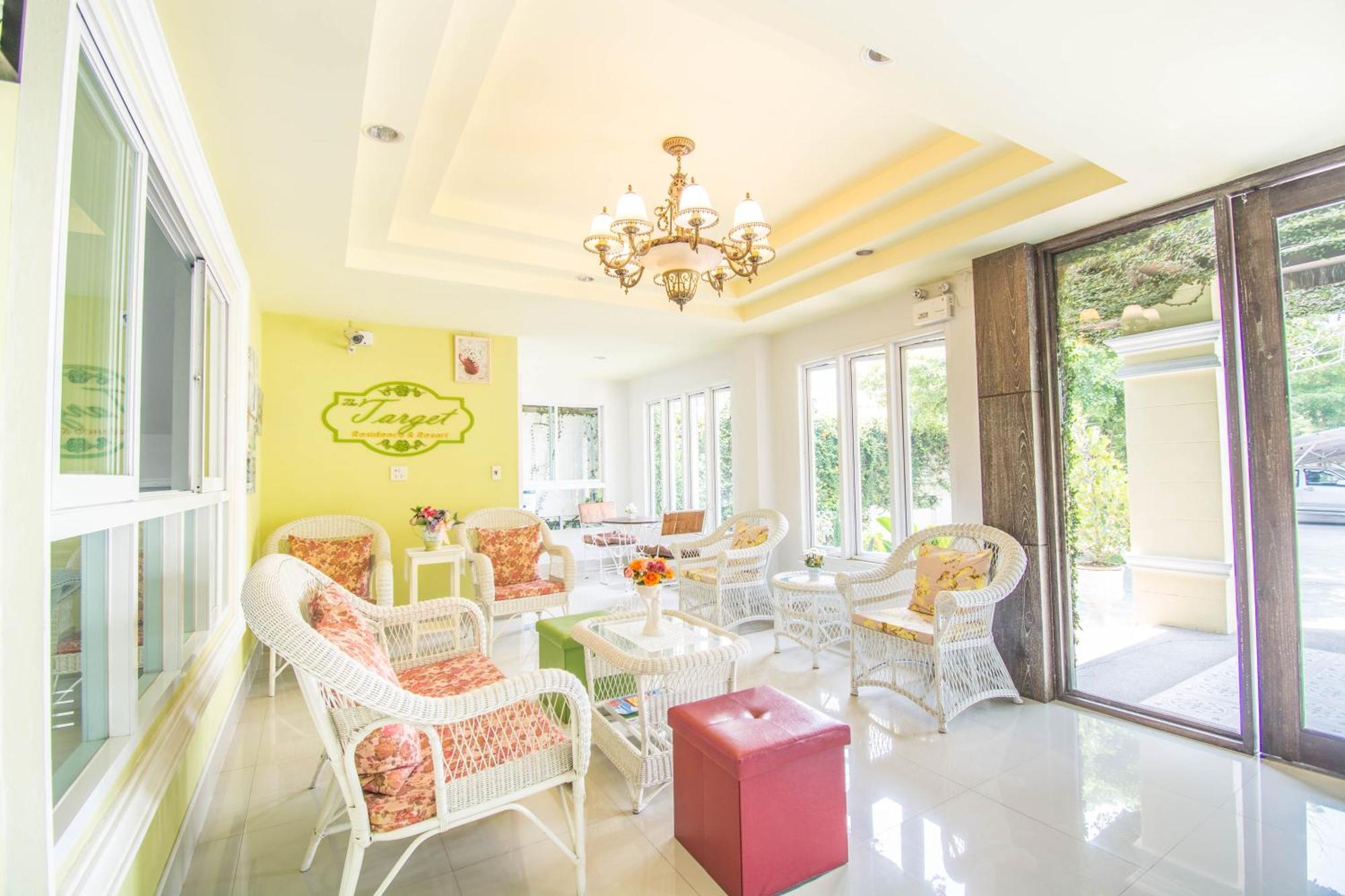 The Target Residence Chiang Rai Exterior photo